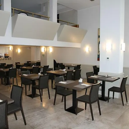 科莫酒店 酒店 4*