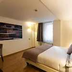Hotel Como Otel Como