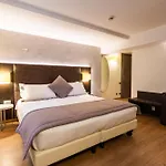 Hotel Como 4*