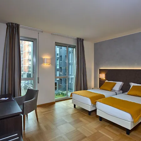 Hotel Como 4*