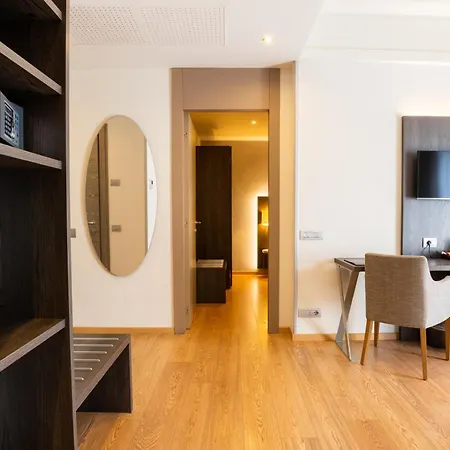 מלון Hotel Como