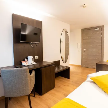 Hotel Hotel Como 4*