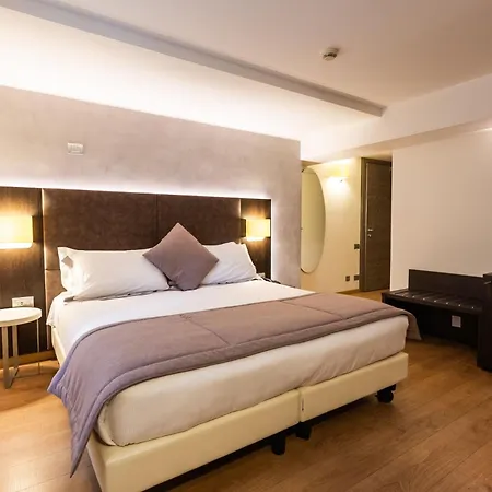 Hotel Como 4*