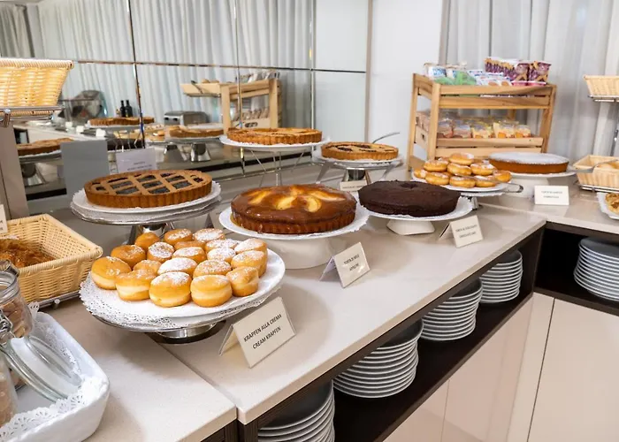 Hotel Como Hotell 4*