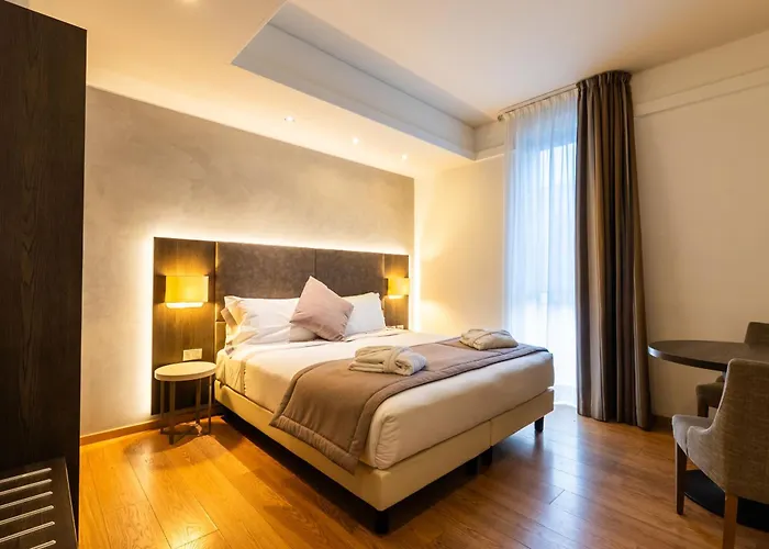 Hotel Como Hotell 4*