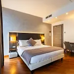 Hotel Como 4*