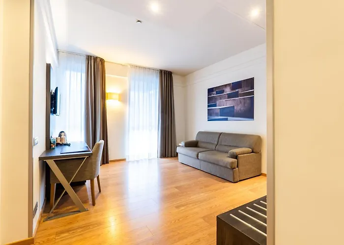 Hotel Como 4*