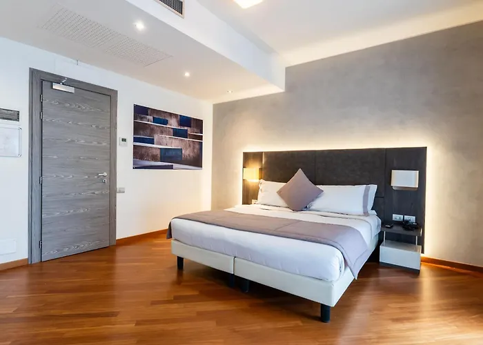 Hotel Como 4*