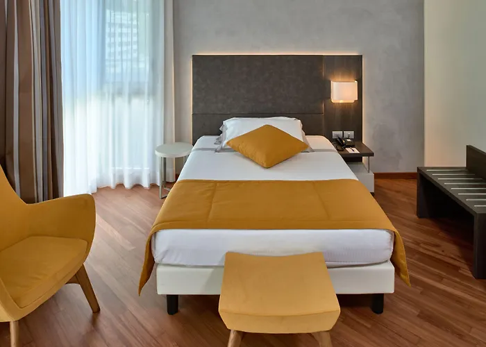 Hotel Como 4*