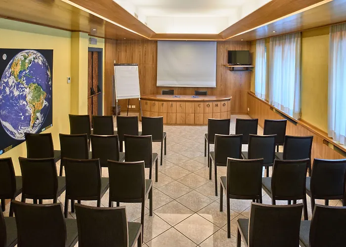 Hotel Como 4*